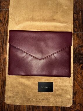 Burgundy Leather Laptop Envelope/portfolio